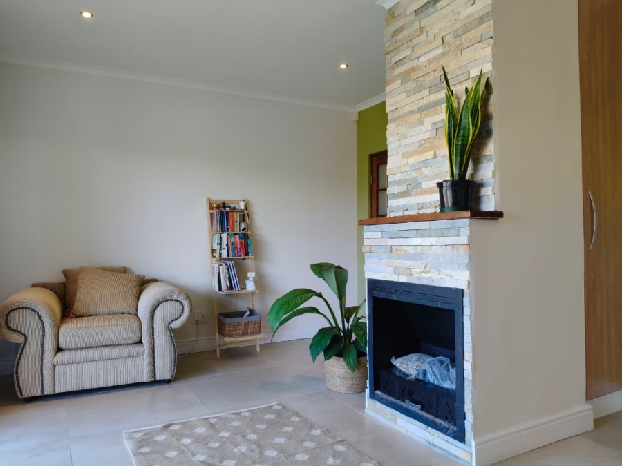 5 Bedroom Property for Sale in Marina Martinique Eastern Cape